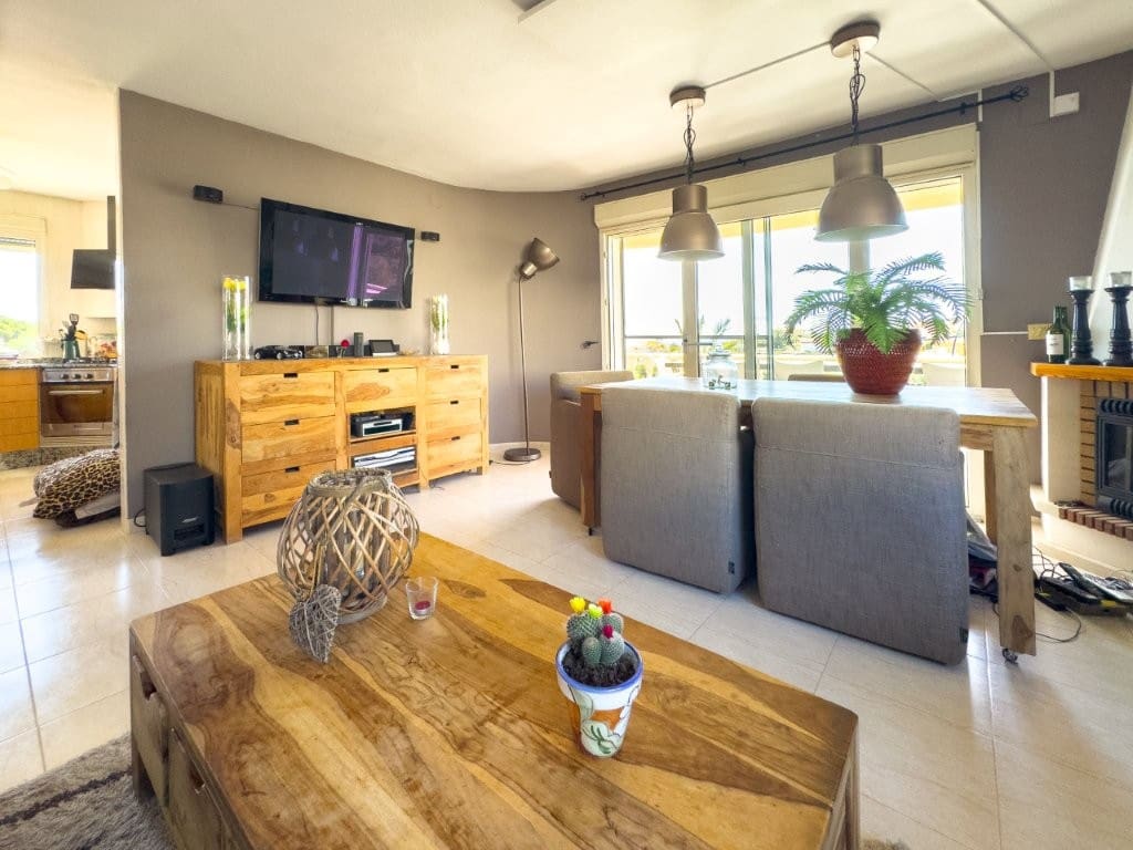 3 bedroom Villa for sale in El Campello with pool garage - € 595,000 (Ref: 9134661)