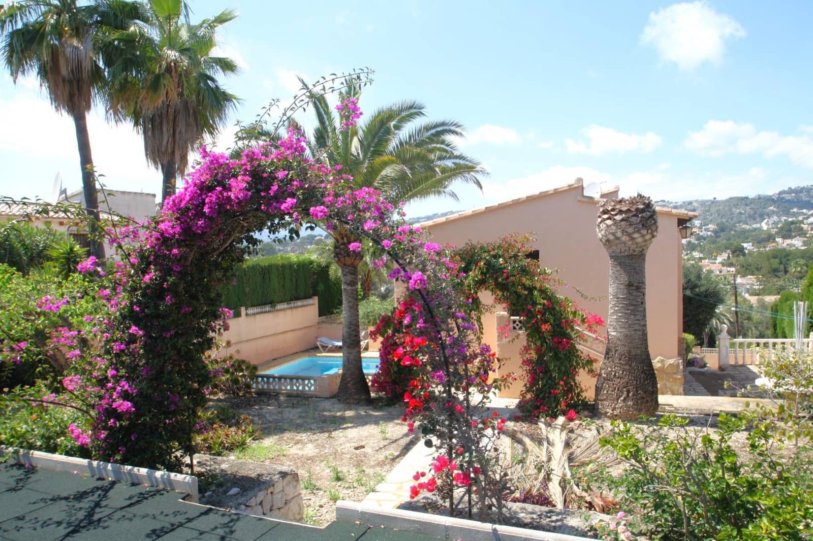 4 bedroom Villa for sale in Benissa with pool - € 619,000 (Ref: 9138762)