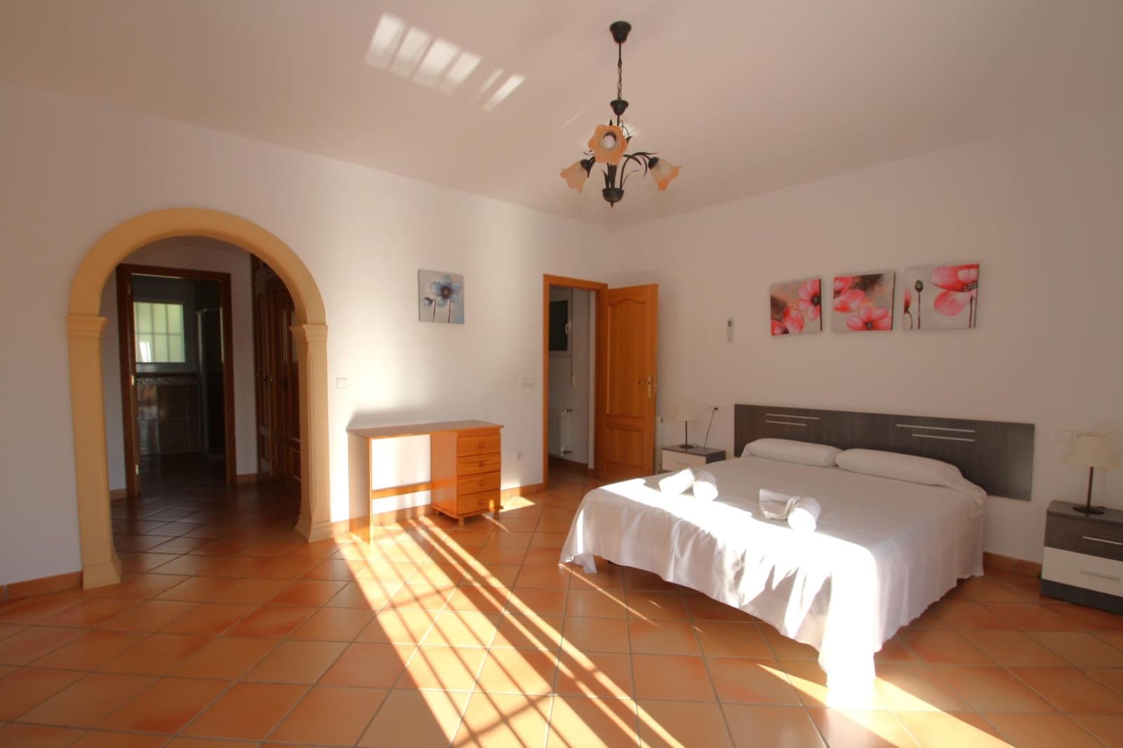 3 soverom Villa til salgs i Calpe / Calp med svømmebasseng garasje - € 664 000 (Ref: 9143343)