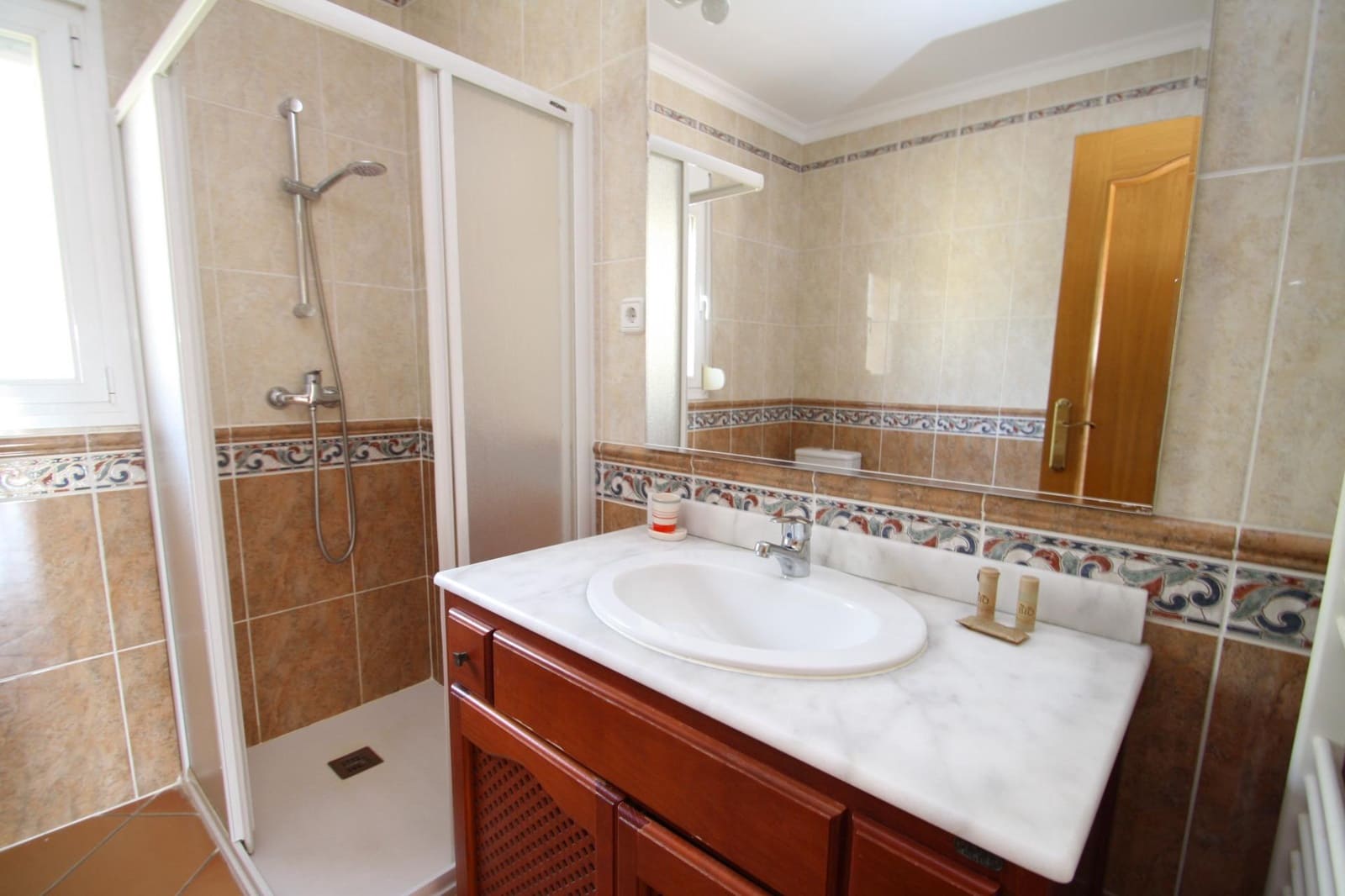 3 soverom Villa til salgs i Calpe / Calp med svømmebasseng garasje - € 664 000 (Ref: 9143343)