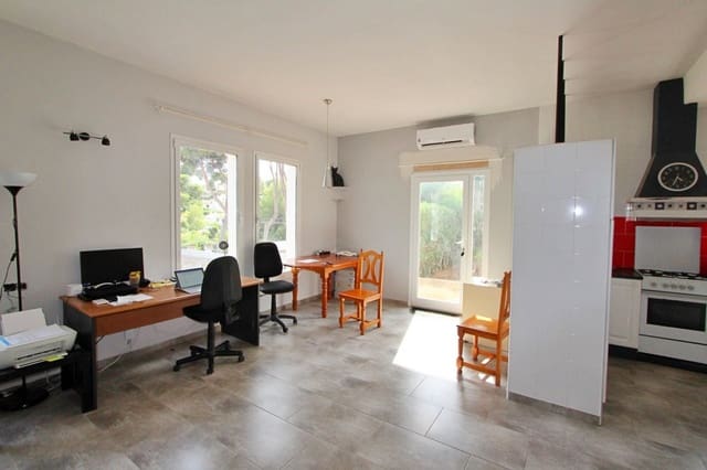 7 quarto Moradia para venda em Moraira, Teulada-Moraira com piscina - 674 900 € (Ref: 9143344)