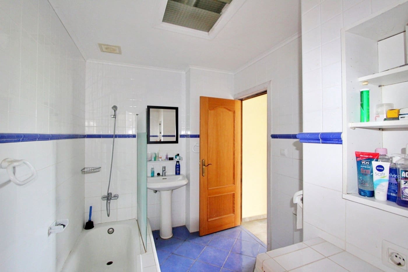 7 bedroom Villa for sale in Moraira with pool - € 674,900 (Ref: 9143344)