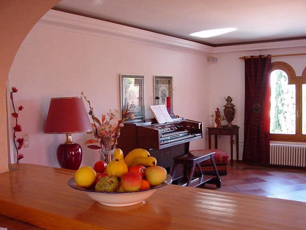 8 sovrum Villa till salu i Benissa med pool - 949 000 € (Ref: 9143345)