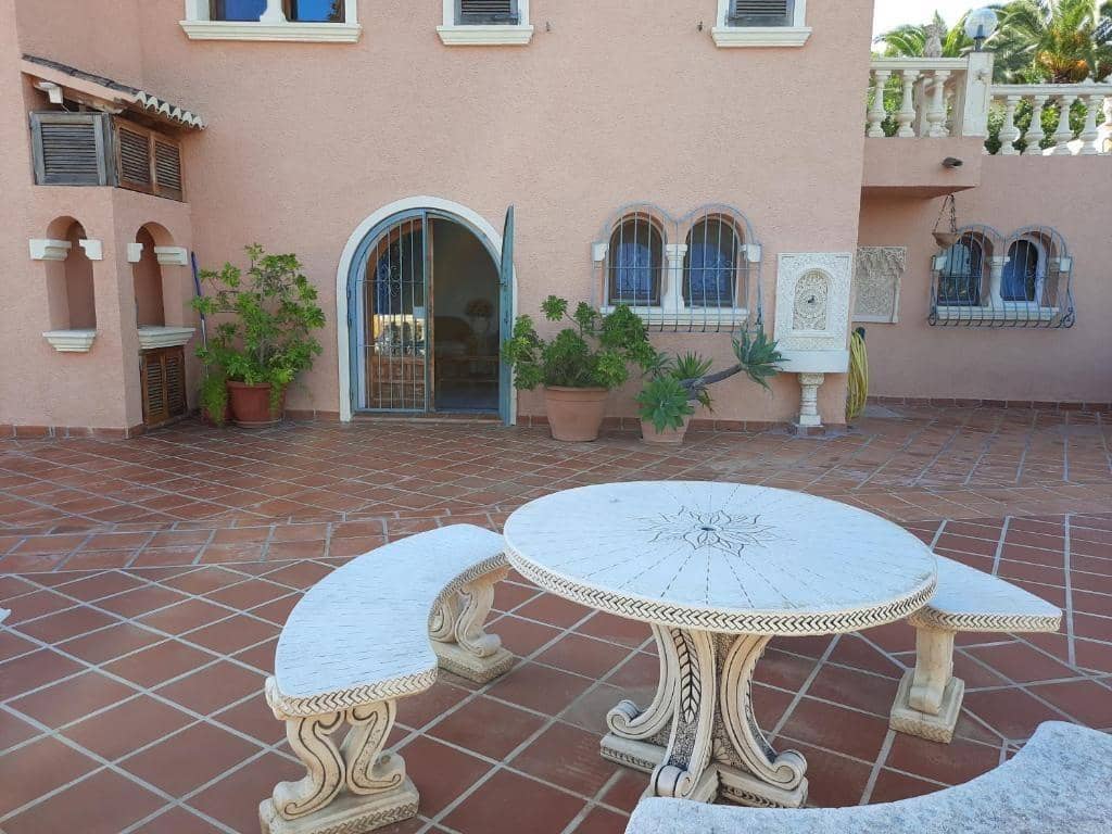 8 sovrum Villa till salu i Benissa med pool - 949 000 € (Ref: 9143345)