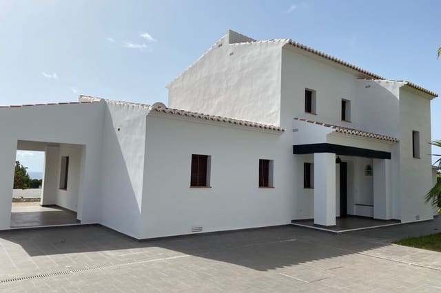 3 makuuhuone Huvila myytävänä paikassa Moraira, Teulada-Moraira mukana uima-altaan 
autotalli - 1 440 000 € (Ref: 9143575)