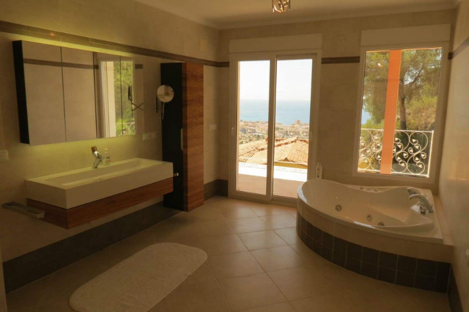 4 slaapkamer Villa te koop in Calpe / Calp met zwembad garage - € 795.000 (Ref: 9143716)