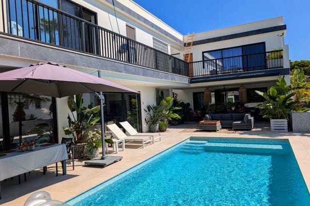 3 sypialnia Willa na sprzedaż w Calpe / Calp z basenem garażem - 1 600 000 € (Ref: 9177119)