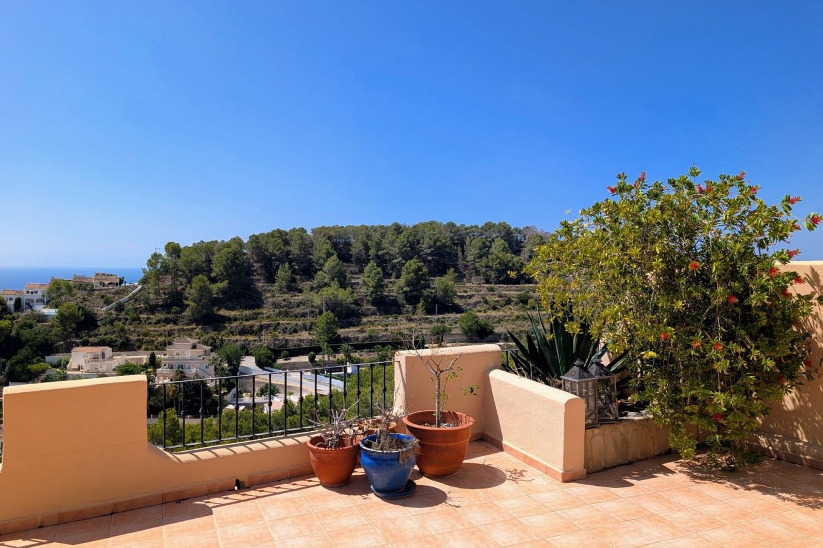 4 bedroom Villa for sale in Moraira with pool - € 445,000 (Ref: 9177350)