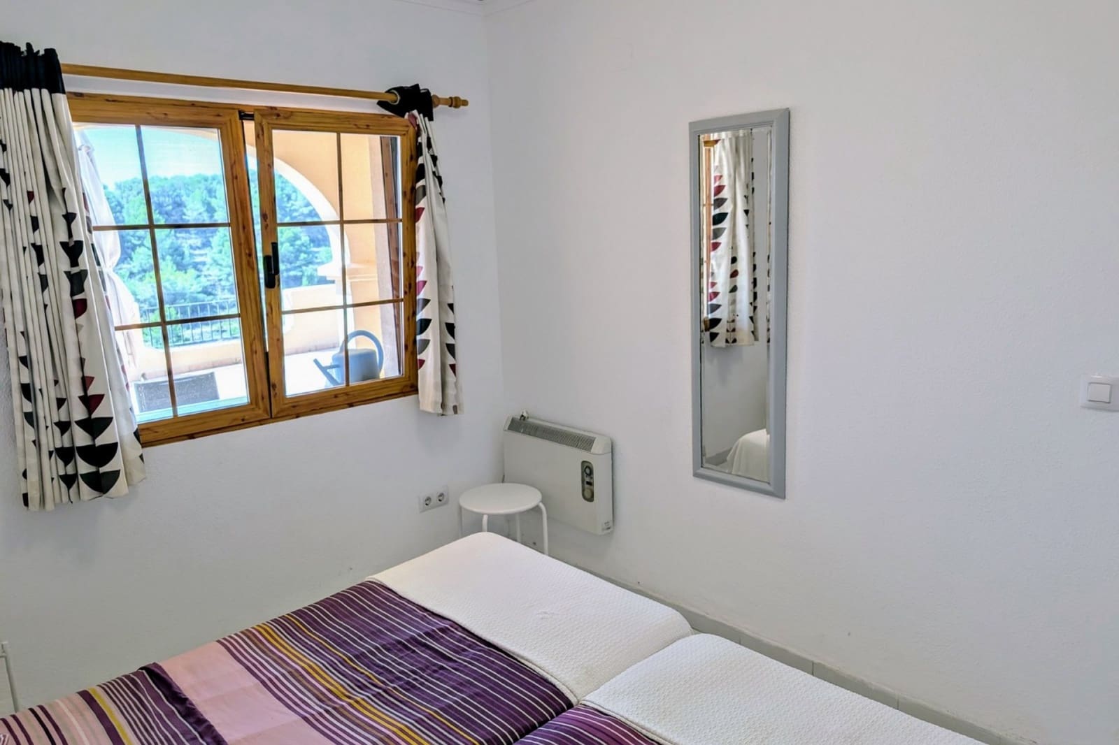 4 bedroom Villa for sale in Moraira with pool - € 445,000 (Ref: 9177350)