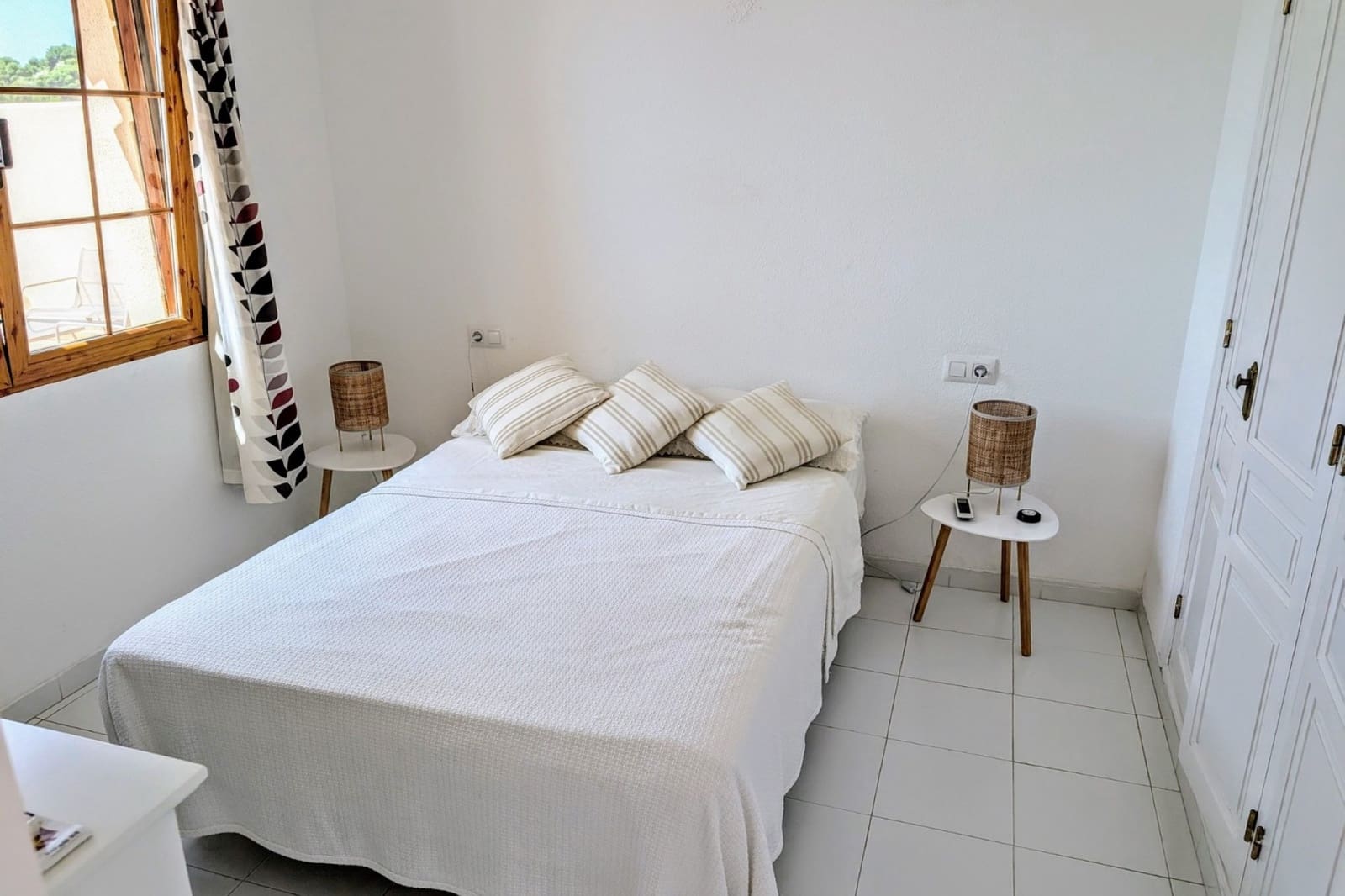 4 bedroom Villa for sale in Moraira with pool - € 445,000 (Ref: 9177350)