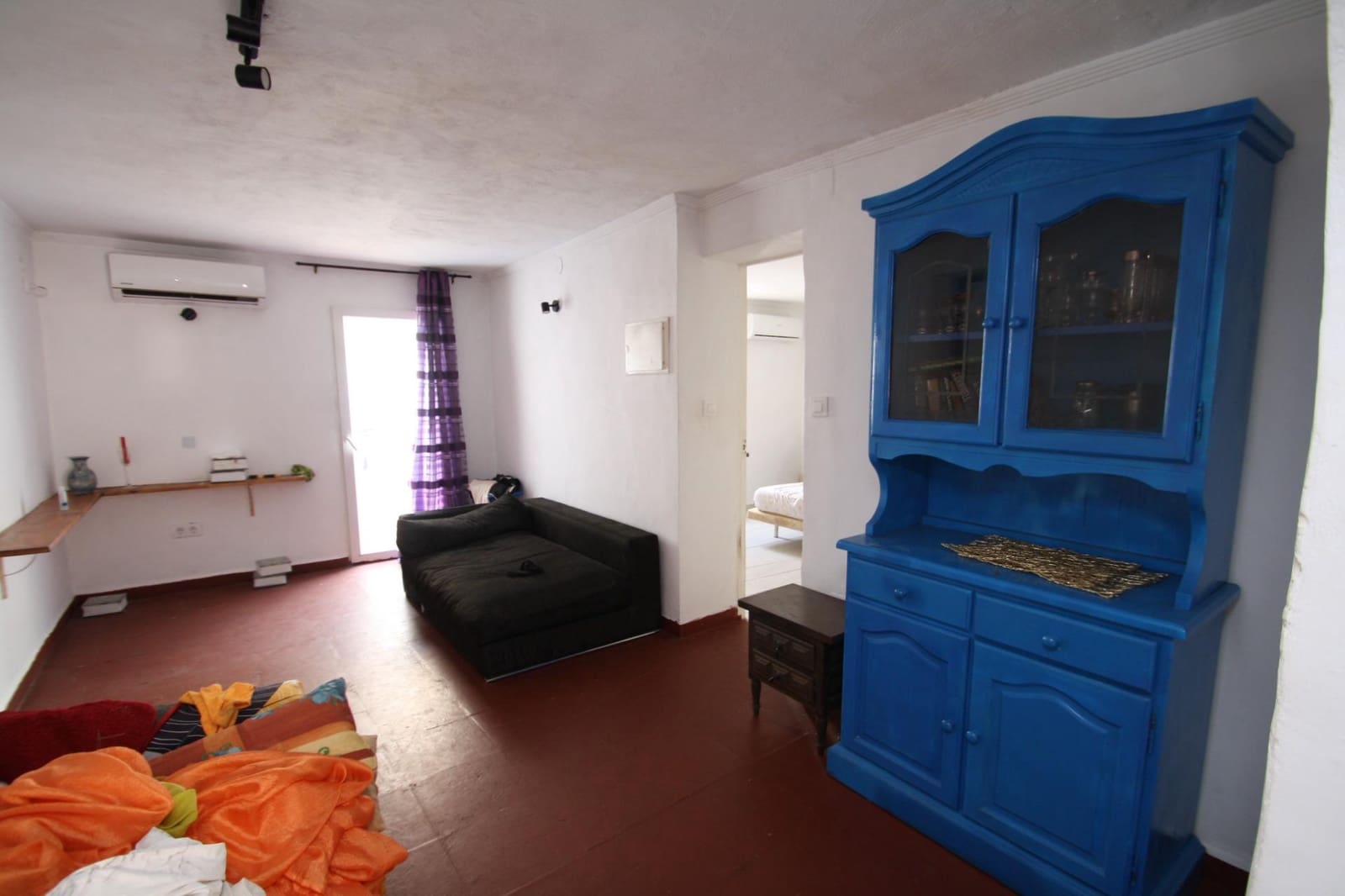 5 bedroom Villa for sale in Moraira with pool - € 380,000 (Ref: 9220198)