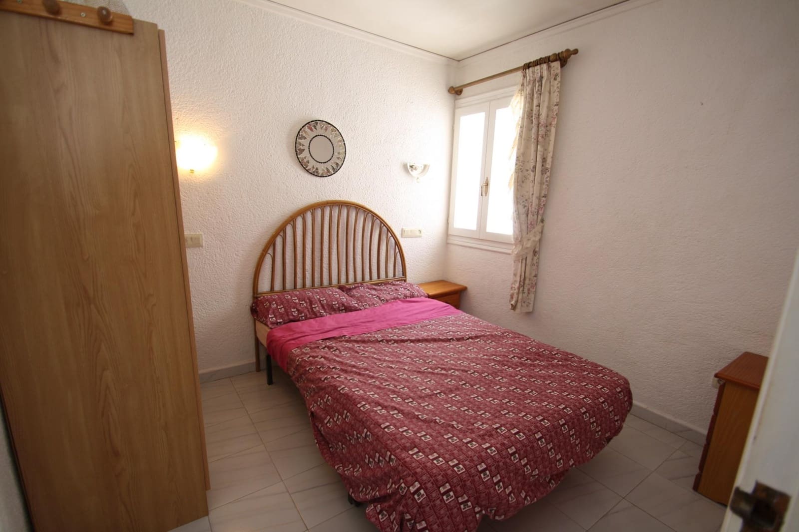 5 bedroom Villa for sale in Moraira with pool - € 380,000 (Ref: 9220198)