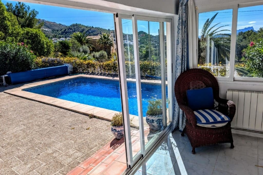 3 bedroom Villa for sale in Benitachell / Benitatxell with pool garage - € 550,000 (Ref: 9421649)