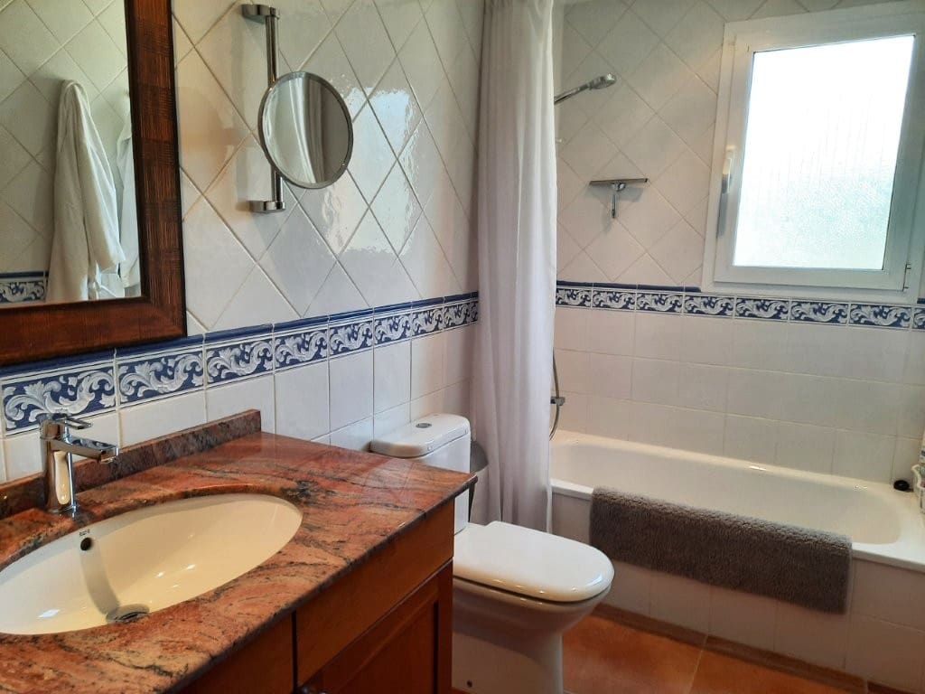 2 bedroom Apartment for sale in Denia with pool - € 478,000 (Ref: 9421650)