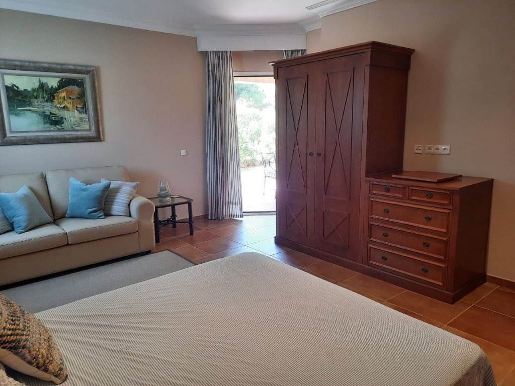 2 bedroom Apartment for sale in Denia with pool - € 478,000 (Ref: 9421650)
