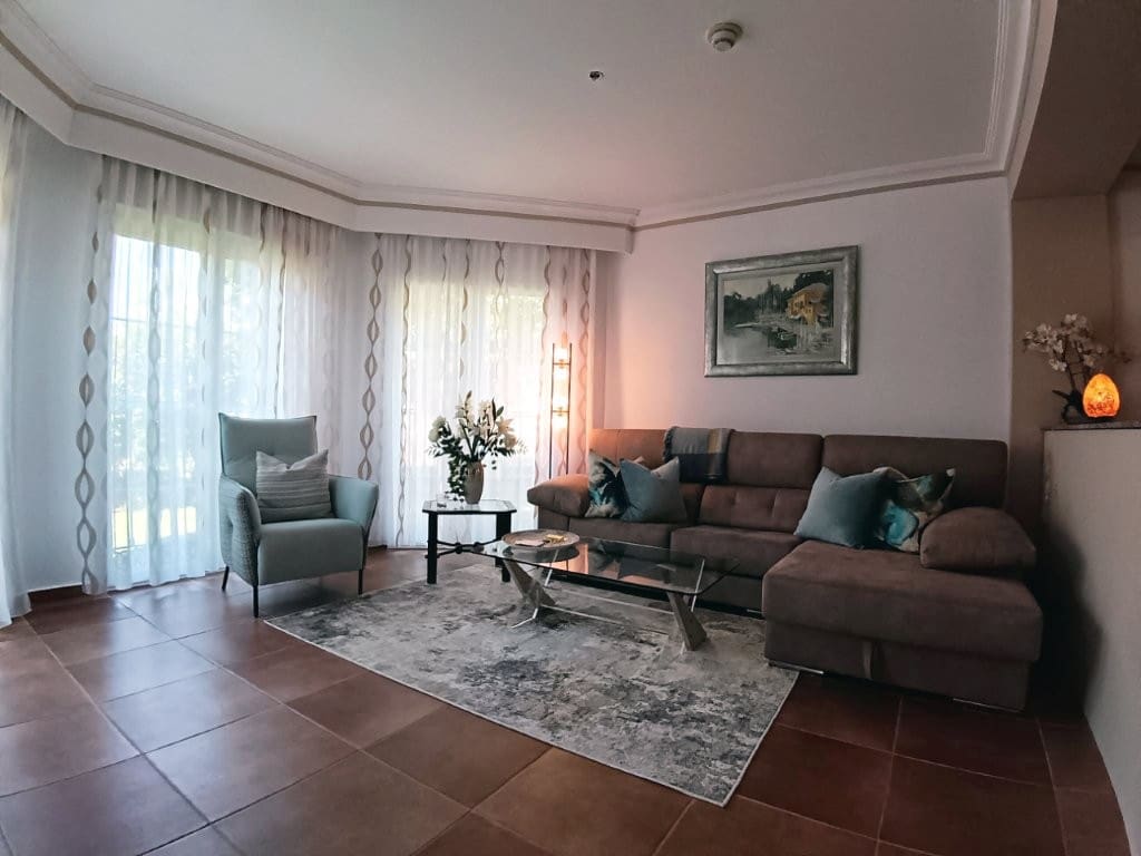 2 bedroom Apartment for sale in Denia with pool - € 478,000 (Ref: 9421650)