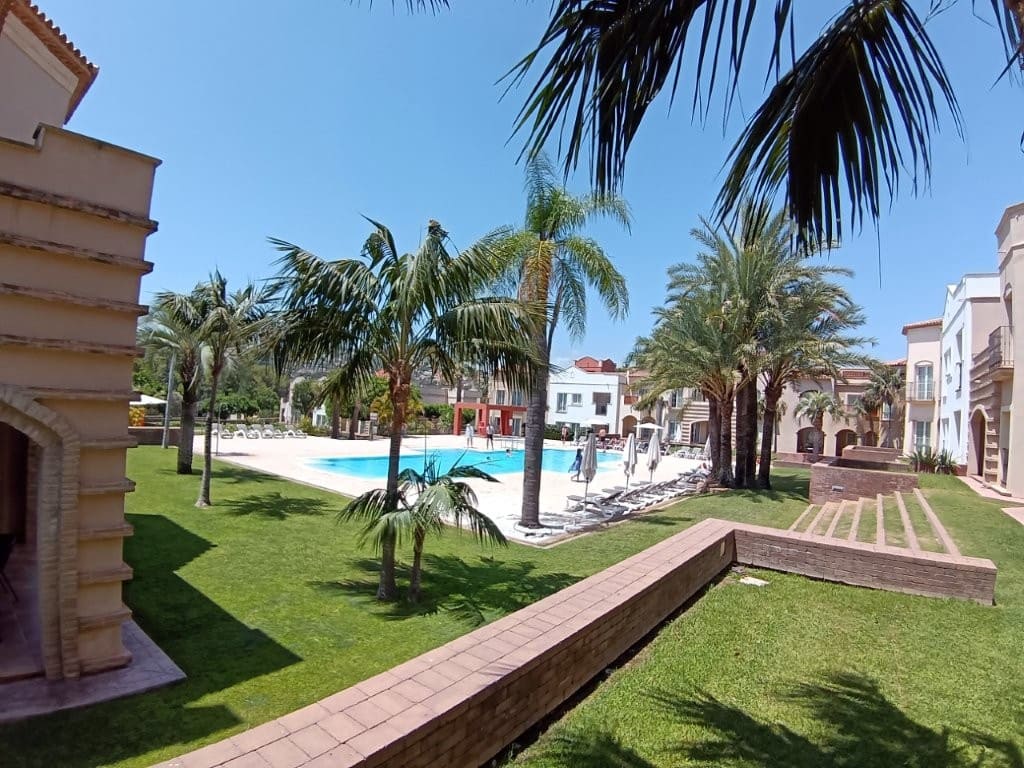 2 bedroom Apartment for sale in Denia with pool - € 478,000 (Ref: 9421650)