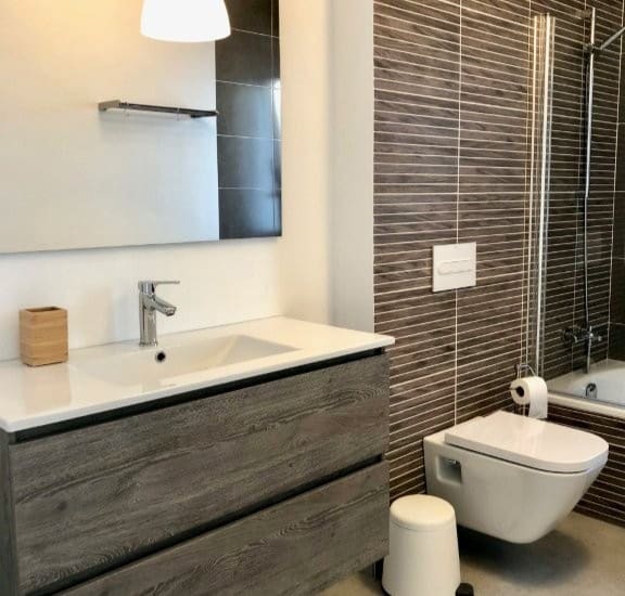 3 makuuhuone Huvila myytävänä paikassa Benissa mukana uima-altaan 
autotalli - 895 000 € (Ref: 9421651)