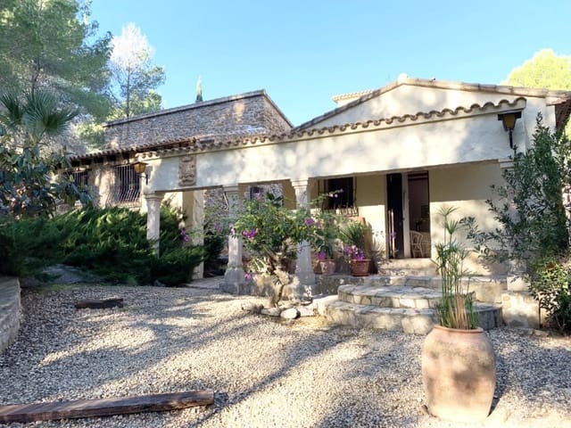 4 bedroom Finca/Country House for sale in Pedreguer with pool garage - € 699,000 (Ref: 9421652)