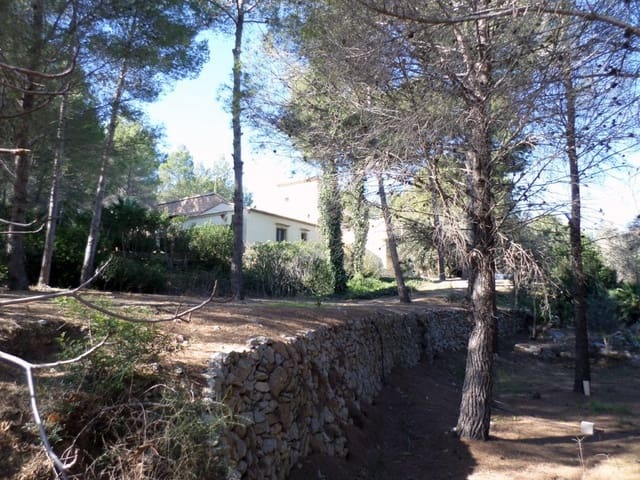4 bedroom Finca/Country House for sale in Pedreguer with pool garage - € 699,000 (Ref: 9421652)