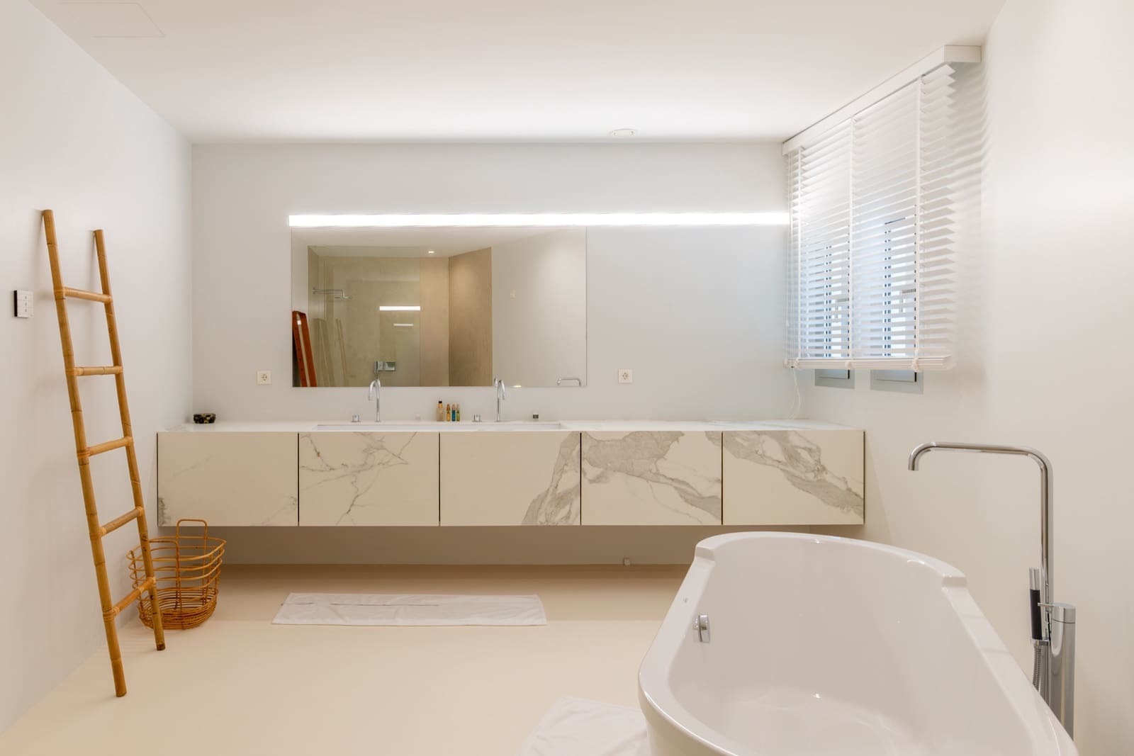 3 slaapkamer Penthouse te koop in Altea met zwembad garage - € 2.750.000 (Ref: 9422346)