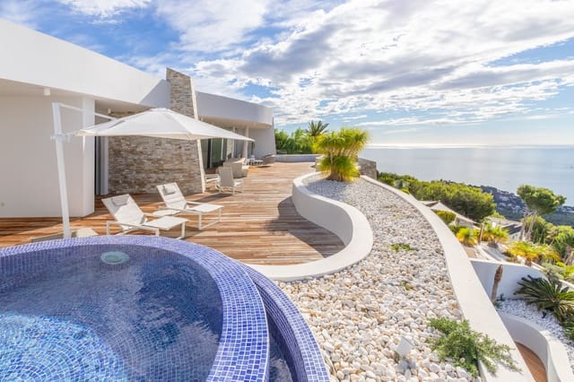 3 slaapkamer Penthouse te koop in Altea met zwembad garage - € 2.750.000 (Ref: 9422346)