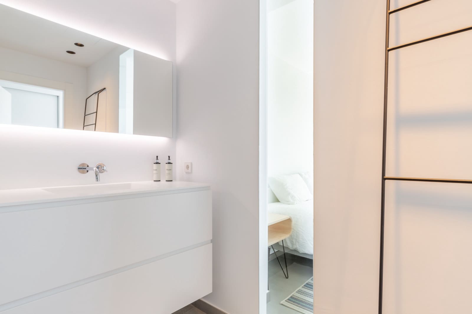 3 bedroom Villa for sale in Altea with pool - € 1,445,000 (Ref: 9422348)