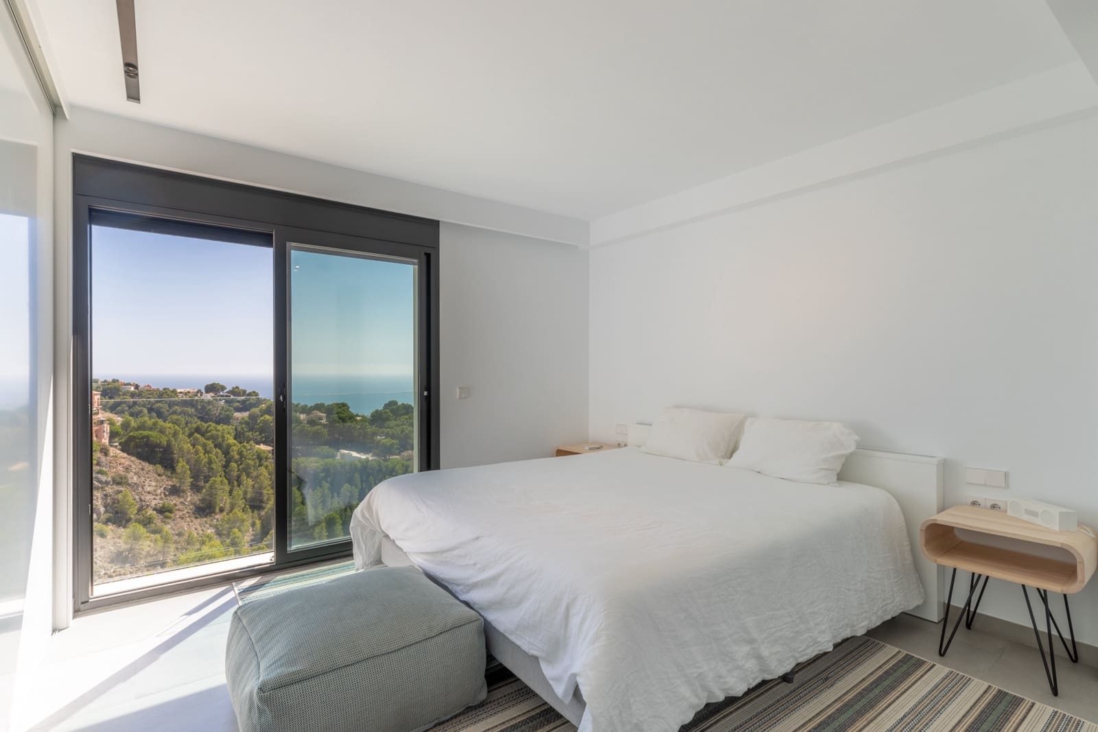 3 bedroom Villa for sale in Altea with pool - € 1,445,000 (Ref: 9422348)