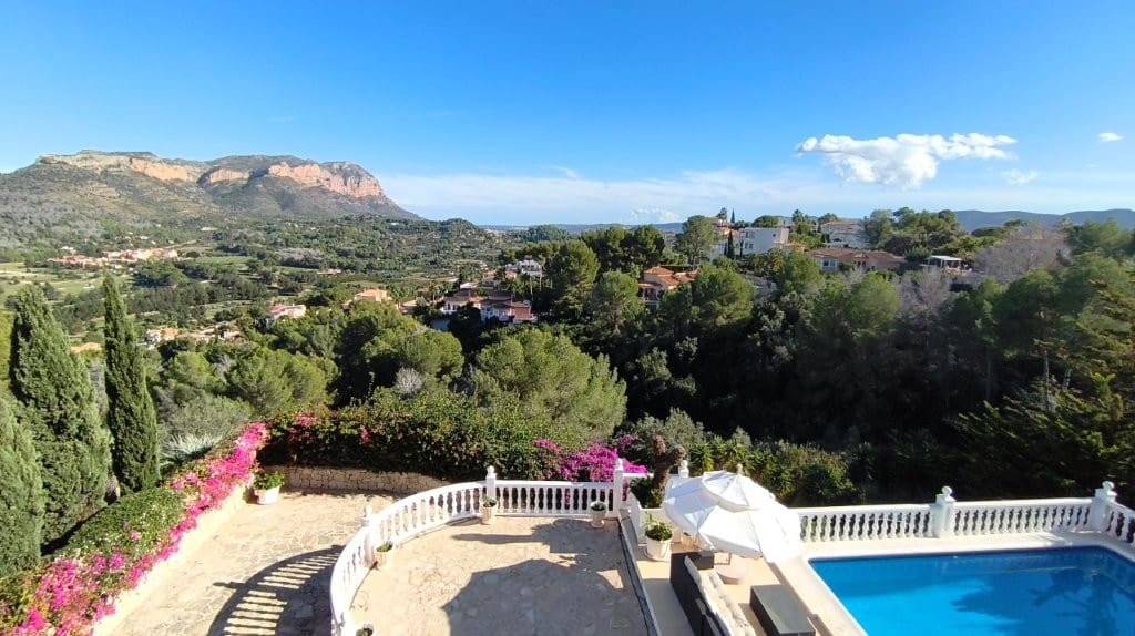 6 quarto Moradia para venda em La Sella com piscina garagem - 1 400 000 € (Ref: 9473531)