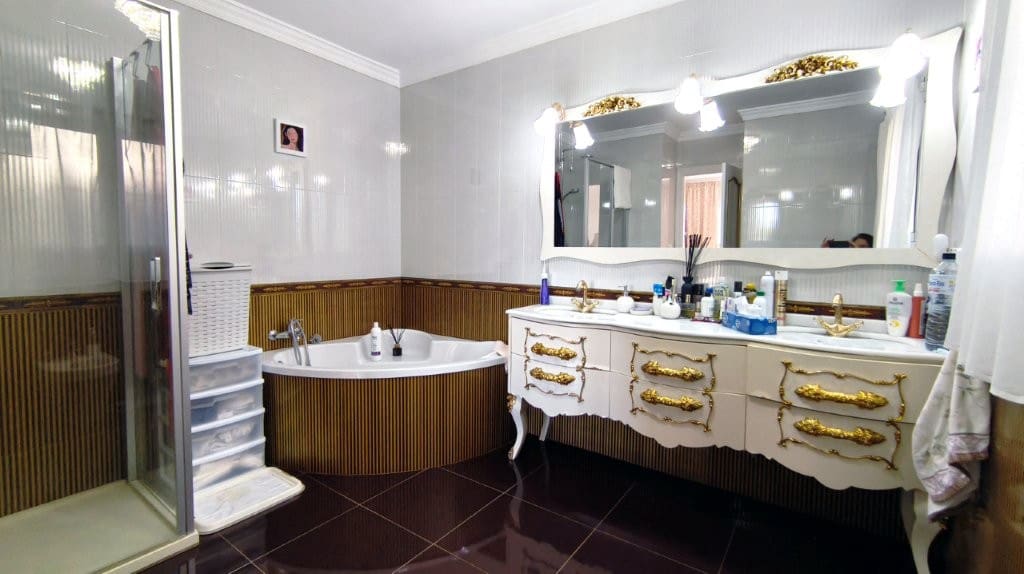 6 quarto Moradia para venda em La Sella com piscina garagem - 1 400 000 € (Ref: 9473531)