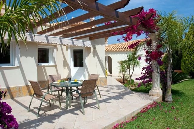 5 quarto Moradia para venda em La Sella com piscina garagem - 960 000 € (Ref: 9473532)