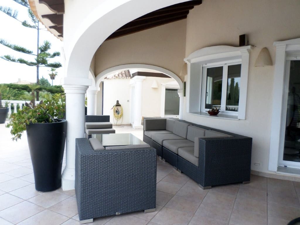 5 quarto Moradia para venda em La Sella com piscina garagem - 960 000 € (Ref: 9473532)