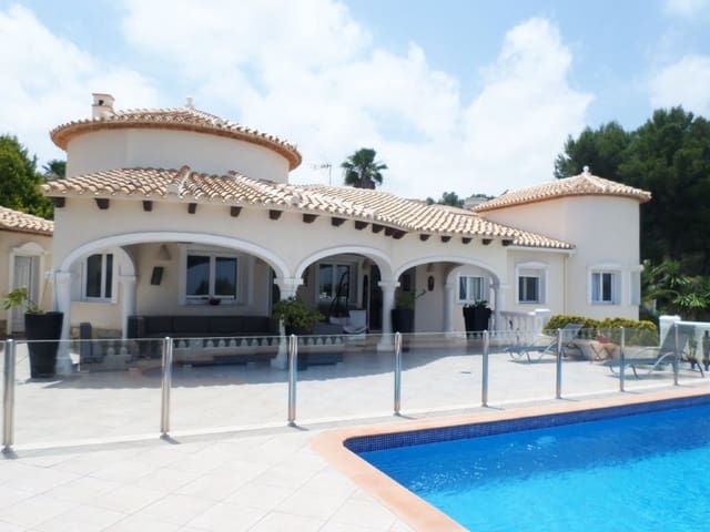 5 quarto Moradia para venda em La Sella com piscina garagem - 960 000 € (Ref: 9473532)