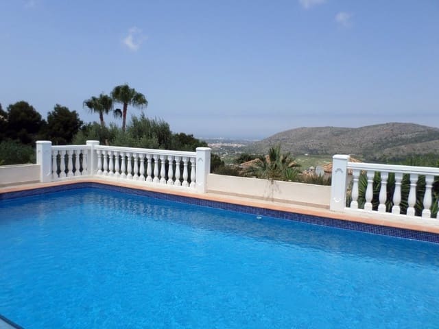 5 quarto Moradia para venda em La Sella com piscina garagem - 960 000 € (Ref: 9473532)