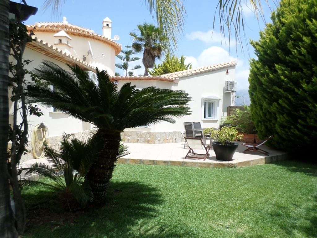 5 quarto Moradia para venda em La Sella com piscina garagem - 960 000 € (Ref: 9473532)