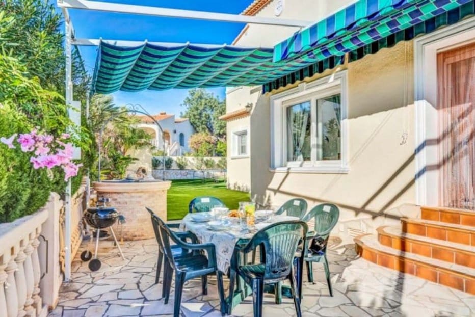 3 soverom Villa til salgs i Calpe / Calp med svømmebasseng garasje - € 725 000 (Ref: 9474146)