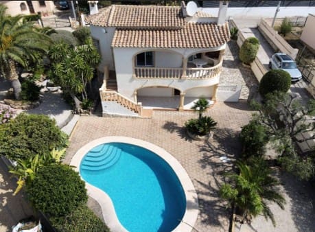 2 bedroom Villa for sale in Calpe / Calp with pool garage - € 650,000 (Ref: 9474564)