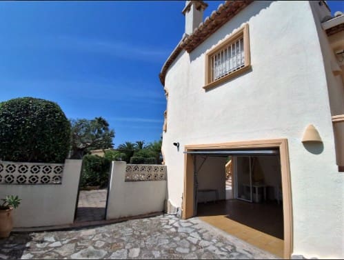 2 makuuhuone Huvila myytävänä paikassa Calpe / Calp mukana uima-altaan 
autotalli - 650 000 € (Ref: 9474564)