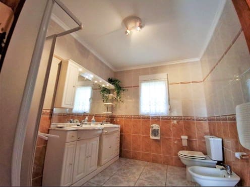 2 bedroom Villa for sale in Calpe / Calp with pool garage - € 650,000 (Ref: 9474564)