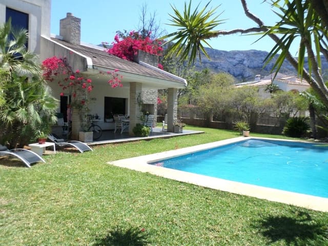 4 soverom Villa til salgs i El Montgó, Dénia med svømmebasseng - € 1 190 000 (Ref: 9474565)