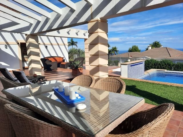 4 sovrum Villa till salu i Dénia med pool garage - 980 000 € (Ref: 9474566)