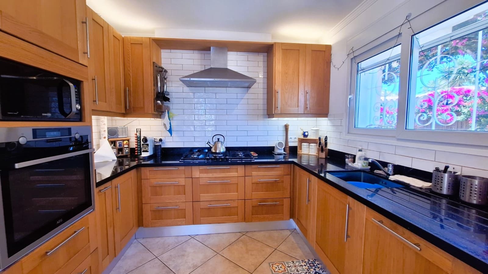 3 bedroom Villa for sale in Javea / Xabia with pool - € 725,000 (Ref: 9483224)