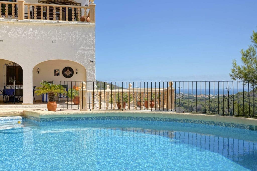 4 bedroom Villa for sale in Javea / Xabia with pool garage - € 749,000 (Ref: 9484976)