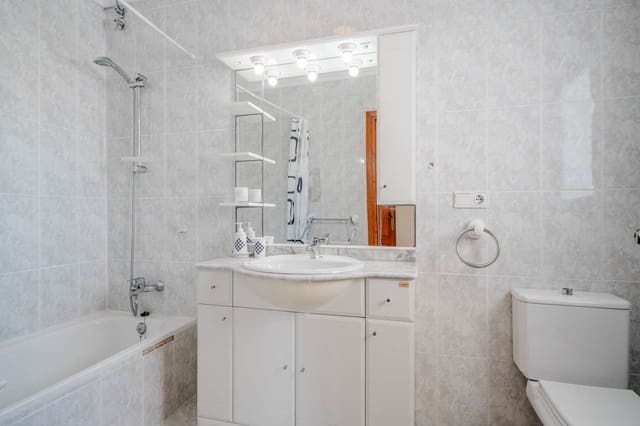 6 soveværelse Villa til salg i Benissa med swimmingpool - € 649.000 (Ref: 9570184)