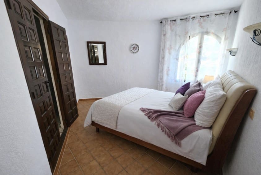 5 soveværelse Villa til salg i Cumbre del Sol med swimmingpool garage - € 625.000 (Ref: 9585096)