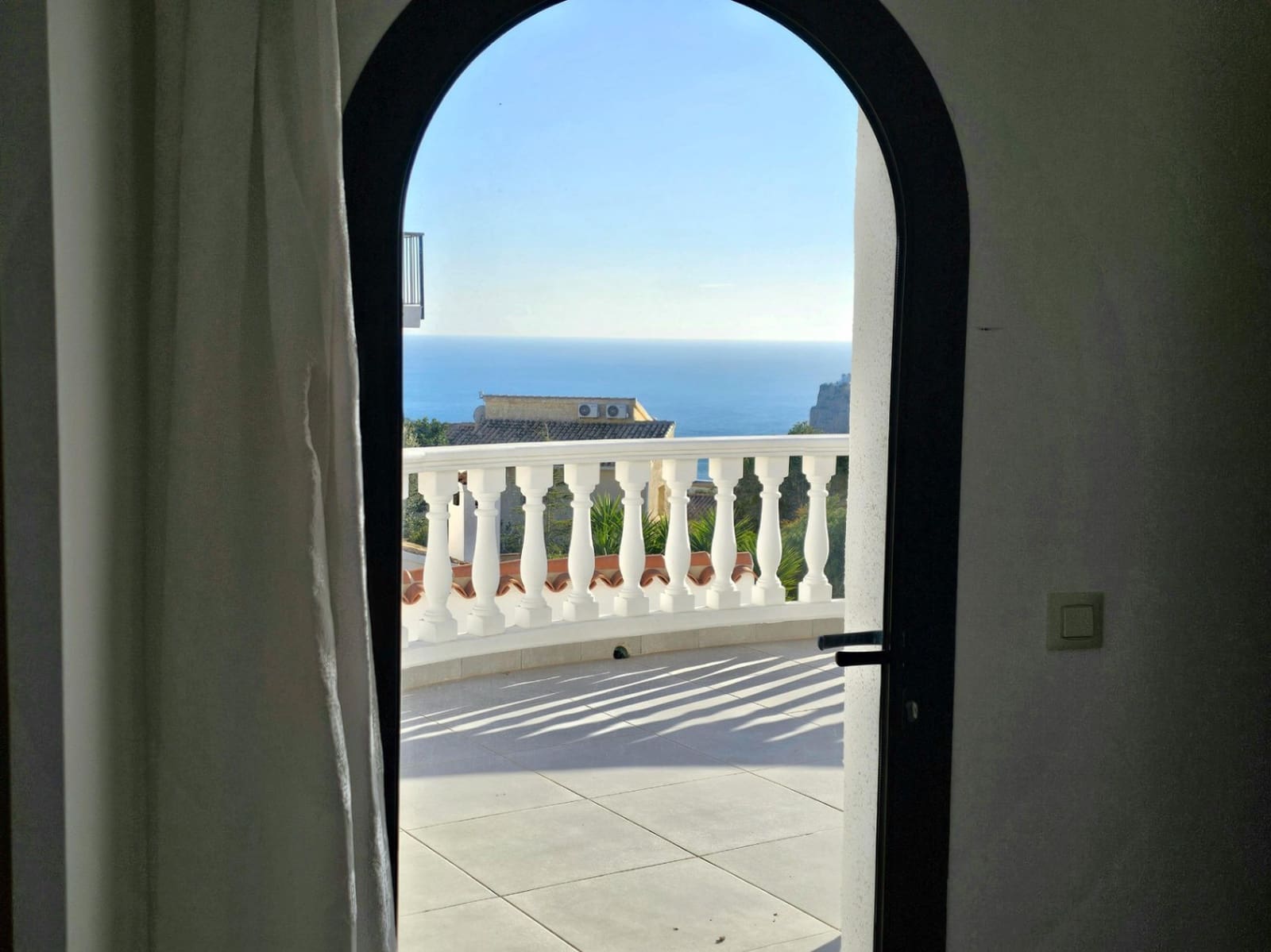 5 soveværelse Villa til salg i Cumbre del Sol med swimmingpool garage - € 625.000 (Ref: 9585096)