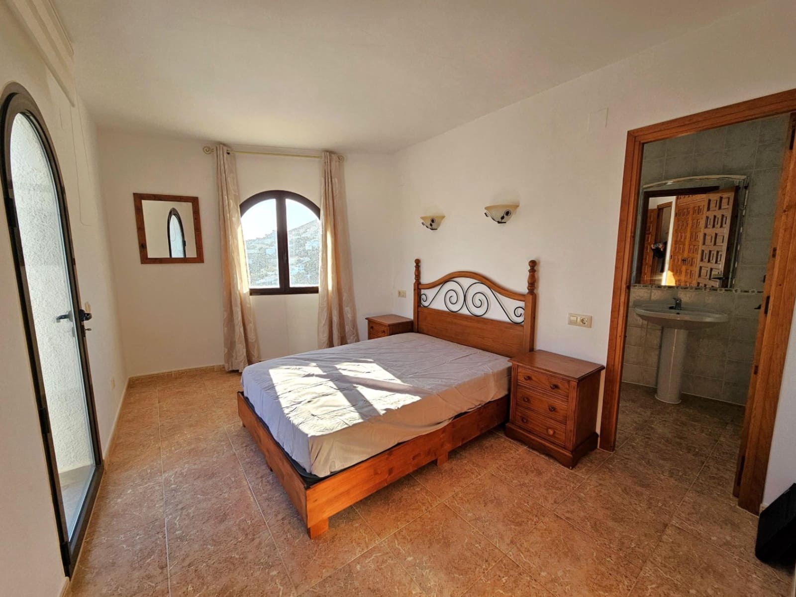 5 soveværelse Villa til salg i Cumbre del Sol med swimmingpool garage - € 625.000 (Ref: 9585096)