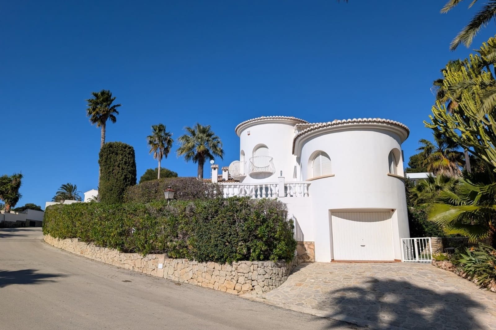 3 soveværelse Villa til salg i Moraira med swimmingpool garage - € 1.100.000 (Ref: 9669308)