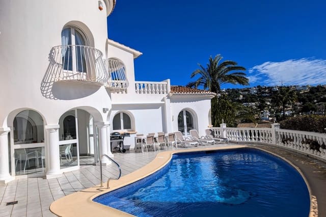3 soveværelse Villa til salg i Moraira, Teulada-Moraira med swimmingpool garage - € 1.100.000 (Ref: 9669308)