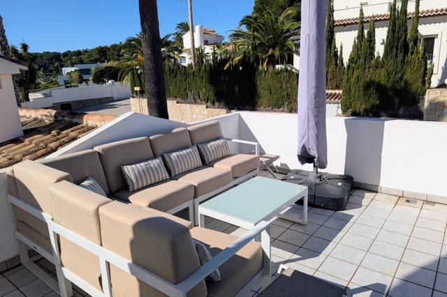3 soveværelse Villa til salg i Moraira, Teulada-Moraira med swimmingpool garage - € 1.100.000 (Ref: 9669308)